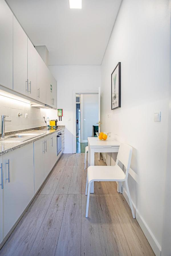 Alegria Colour Apartments Porto Bagian luar foto