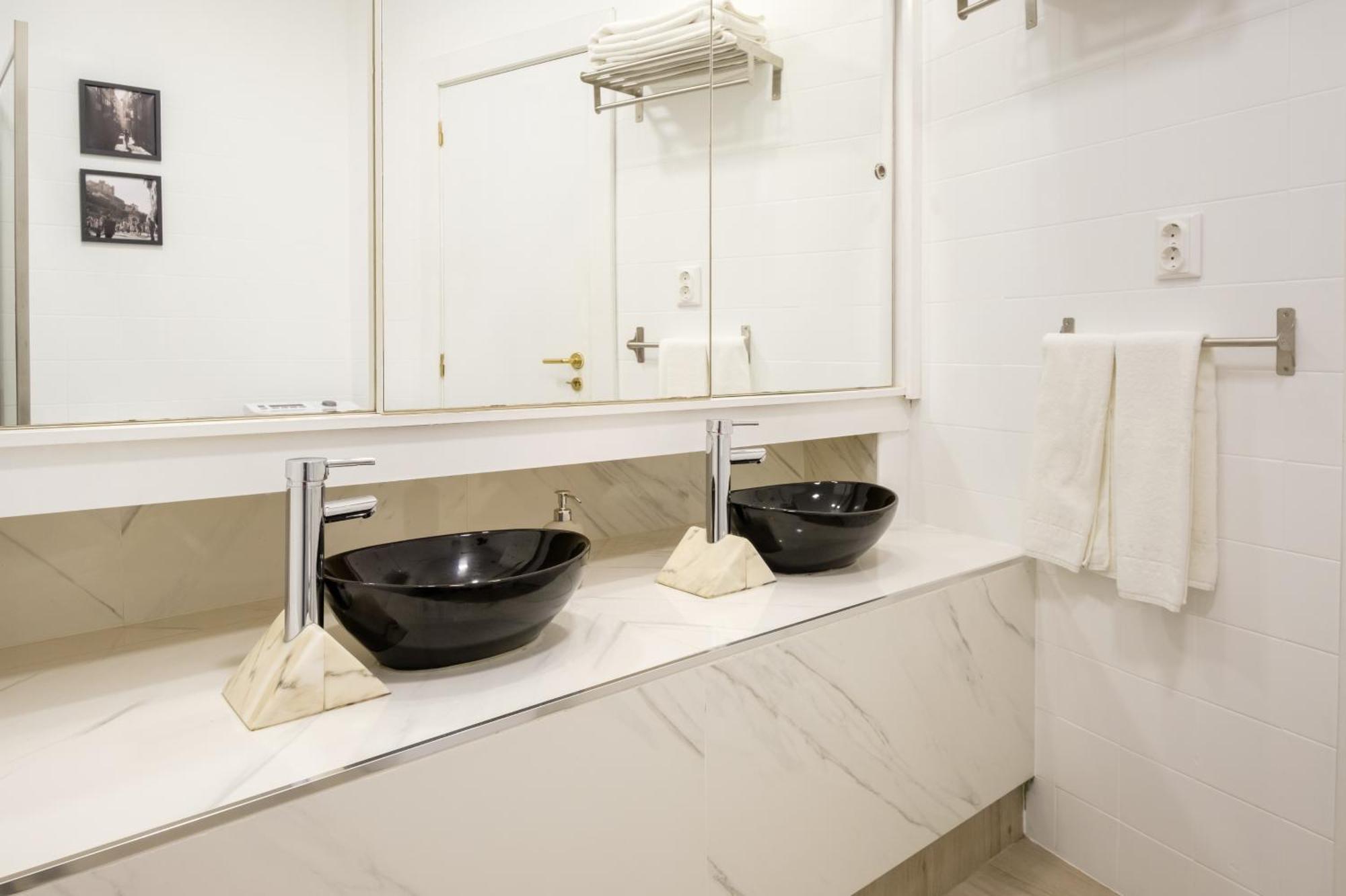 Alegria Colour Apartments Porto Bagian luar foto